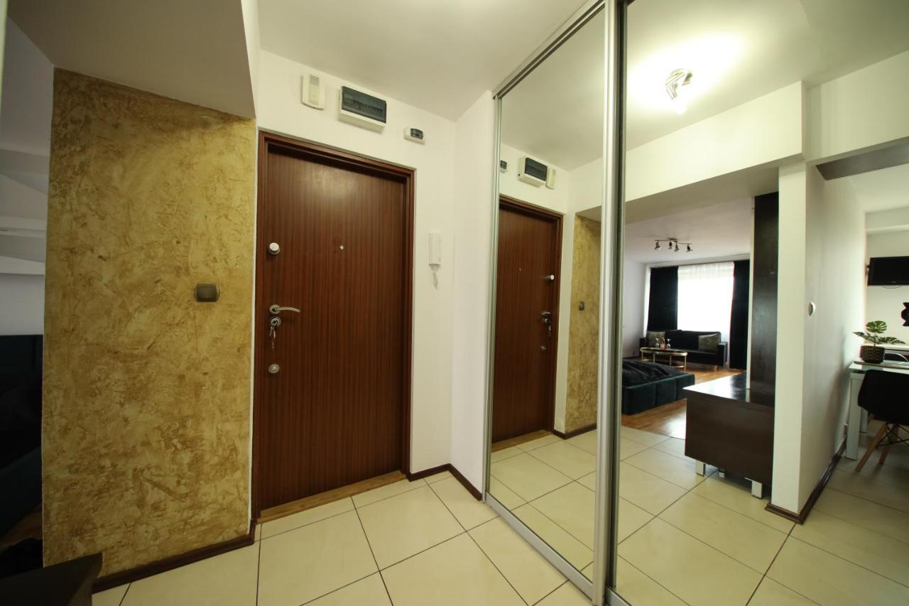 Bronco Apartments Varşovia Exterior foto