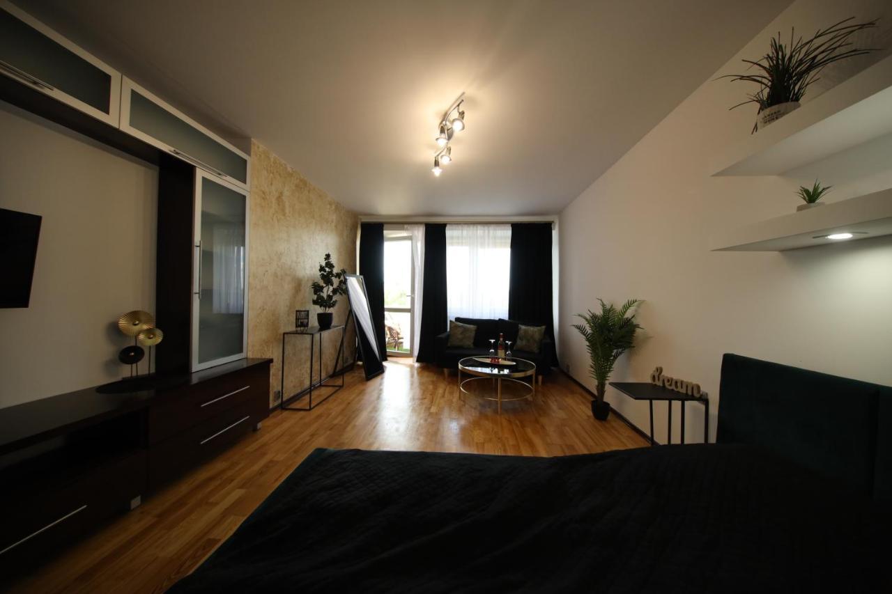 Bronco Apartments Varşovia Exterior foto